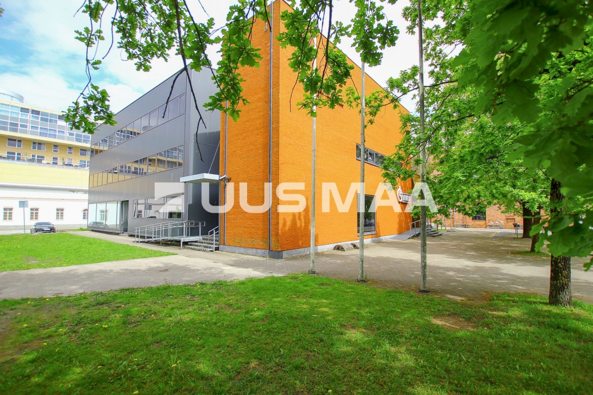 Pärnu linn, Pärnu linn, Kesklinn, Hommiku tn 1