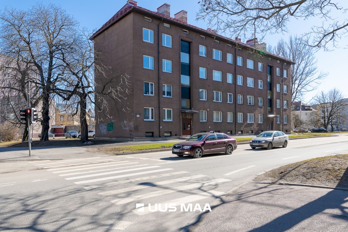 Tallinn, Kesklinna linnaosa, Veerenni, Veerenni 1