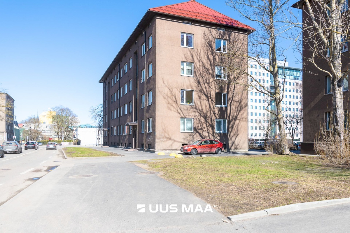 Tallinn, Kesklinna linnaosa, Veerenni, Veerenni 1