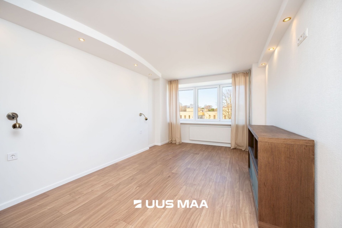 Tallinn, Mustamäe linnaosa, Tammsaare tee 83