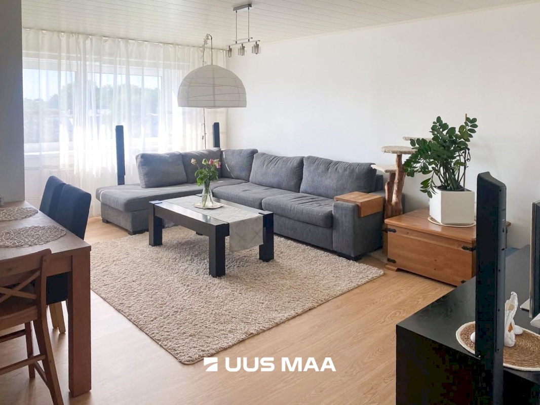 Kadrina vald, Kadrina alevik, Rakvere tee 1