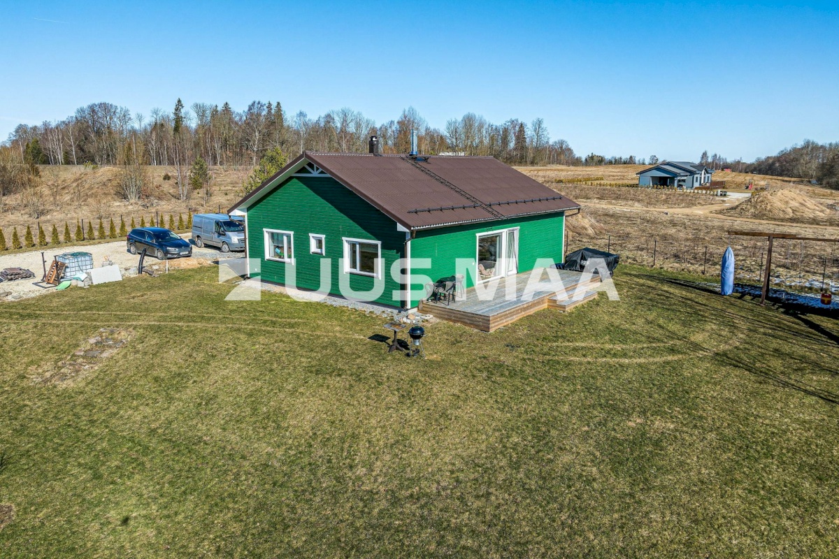 Viljandi vald, Peetrimõisa küla, Ilvese tee 8