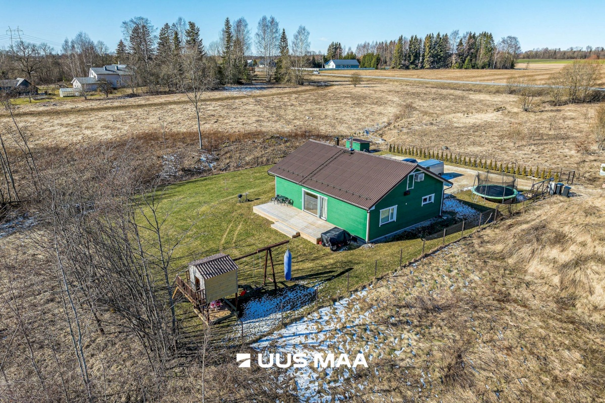 Viljandi vald, Peetrimõisa küla, Ilvese tee 8