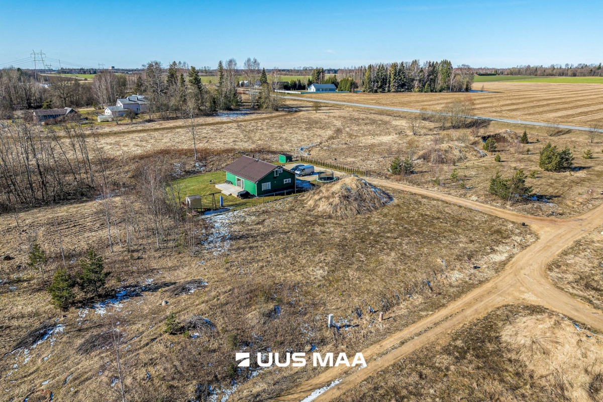 Viljandi vald, Peetrimõisa küla, Ilvese tee 8