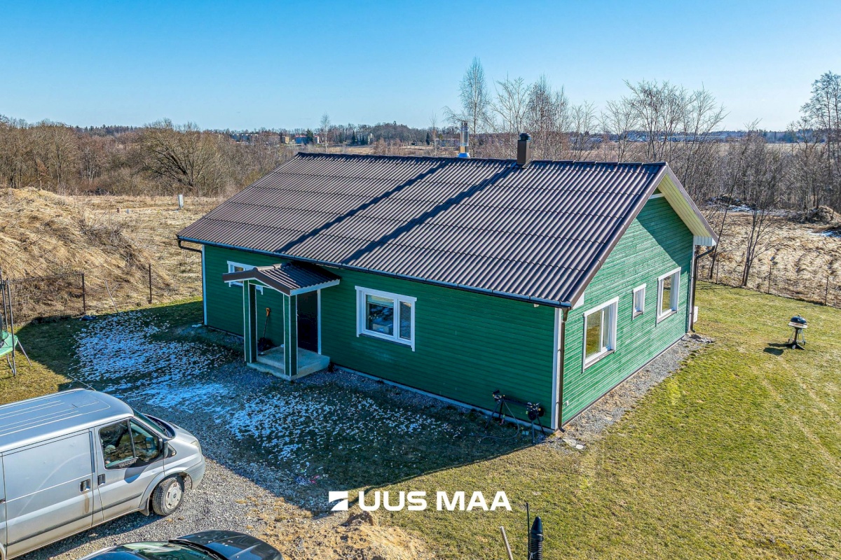 Viljandi vald, Peetrimõisa küla, Ilvese tee 8