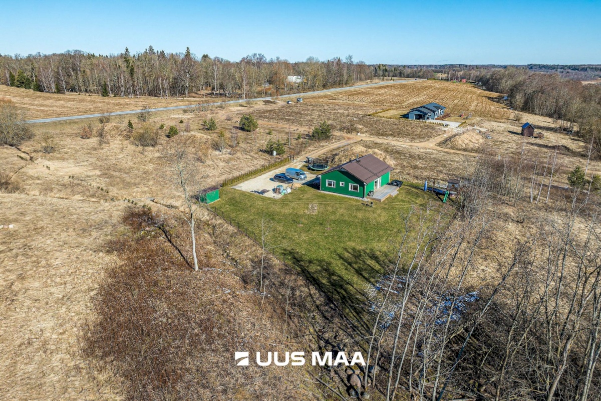 Viljandi vald, Peetrimõisa küla, Ilvese tee 8