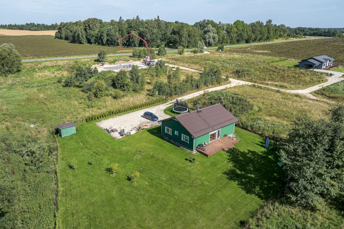 Viljandi vald, Peetrimõisa küla, Ilvese tee 8