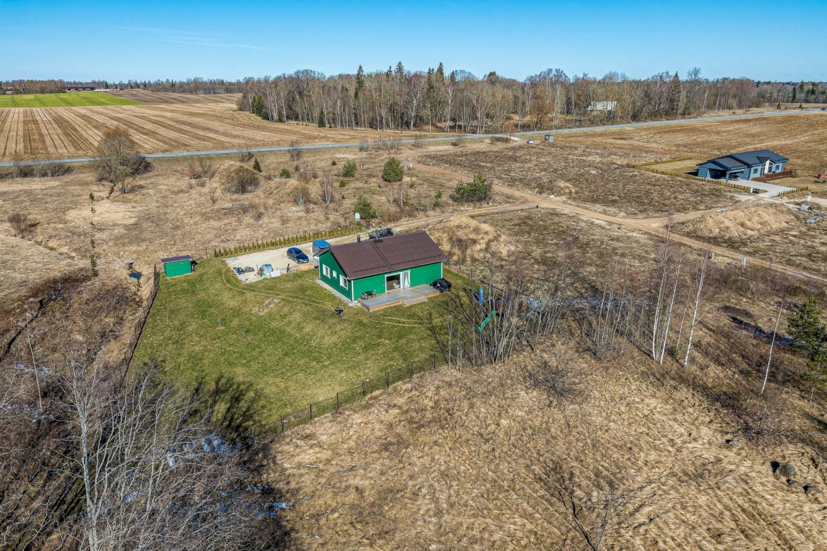 Viljandi vald, Peetrimõisa küla, Ilvese tee 8