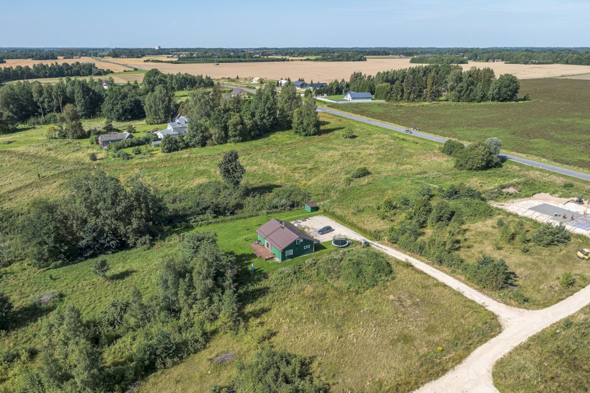 Viljandi vald, Peetrimõisa küla, Ilvese tee 8