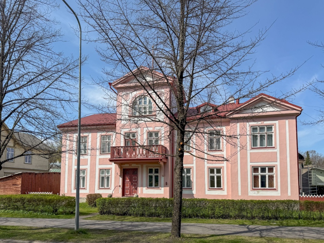 Pärnu linn, Pärnu linn, Kesklinn, Esplanaadi 5