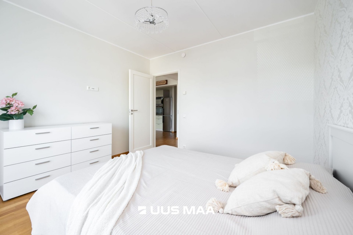 Tallinn, Lasnamäe linnaosa, Uuslinn, Uuslinna 6