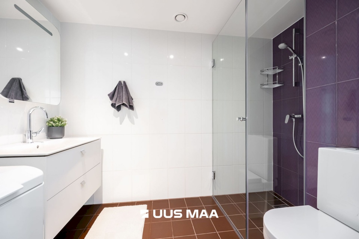 Tallinn, Lasnamäe linnaosa, Uuslinn, Uuslinna 6