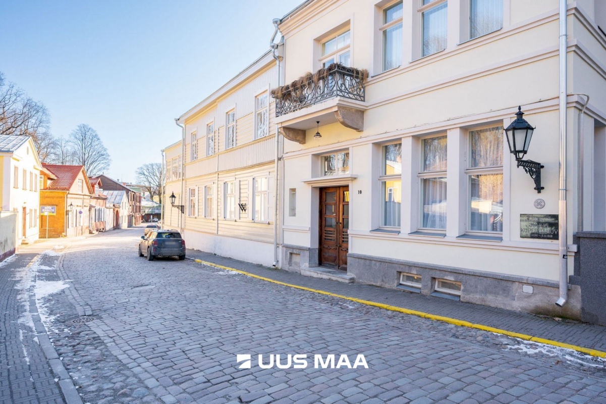 Tartu linn, Tartu linn, Kesklinn, Vallikraavi 10