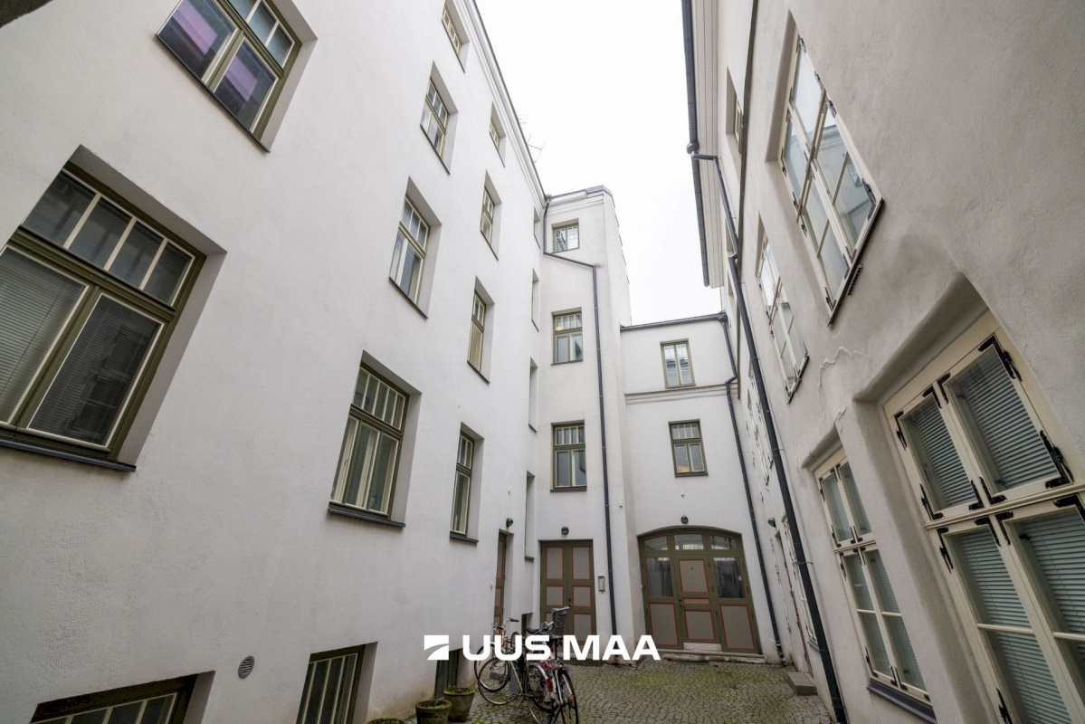 Tallinn, Kesklinna linnaosa, Vanalinn, Rüütli 13