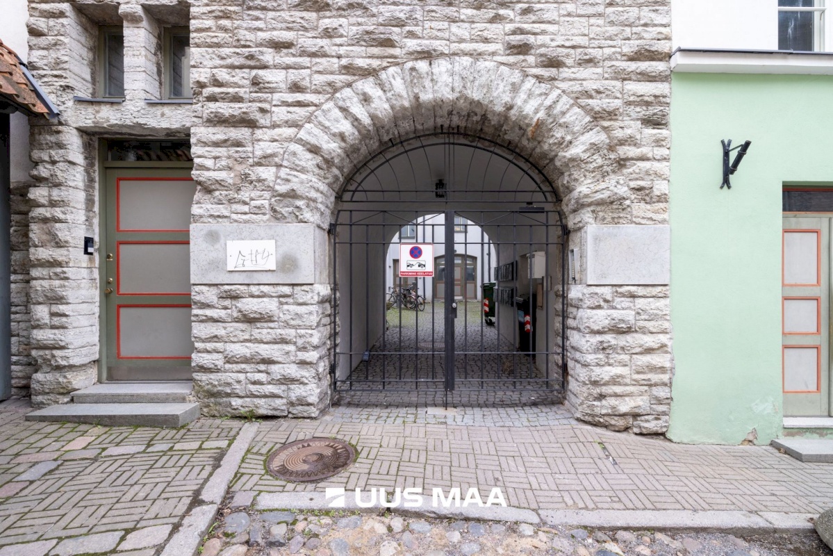Tallinn, Kesklinna linnaosa, Vanalinn, Rüütli 13
