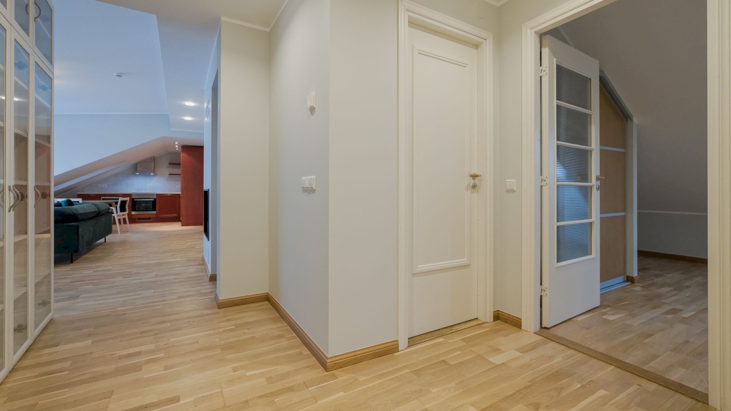 Tallinn, Kesklinna linnaosa, Südalinn, Pärnu mnt 27