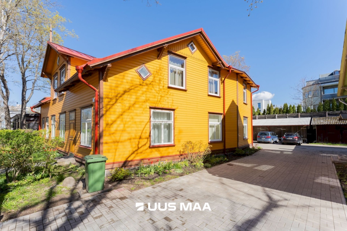 Pärnu linn, Pärnu linn, Rannarajoon, A. H. Tammsaare pst 2