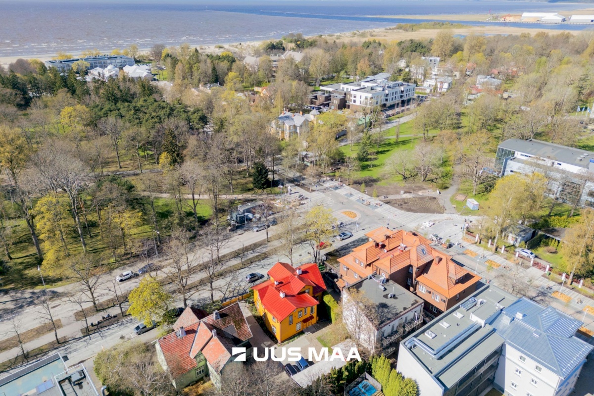 Pärnu linn, Pärnu linn, Rannarajoon, A. H. Tammsaare pst 2
