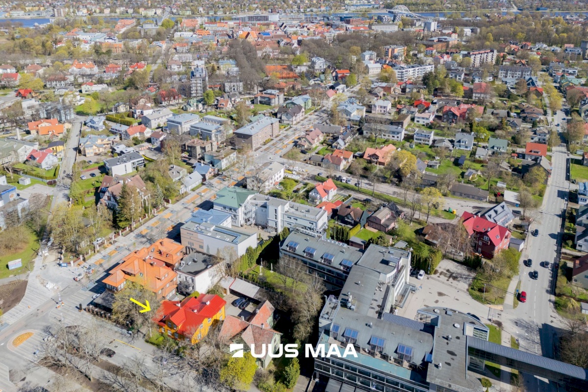 Pärnu linn, Pärnu linn, Rannarajoon, A. H. Tammsaare pst 2