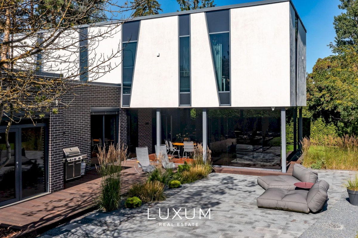 Viimsi vald, Haabneeme alevik, Rohuneeme tee 28