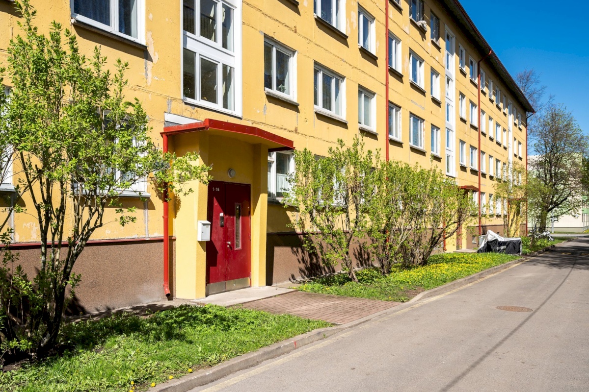 Tallinn, Mustamäe linnaosa, Akadeemia tee 56