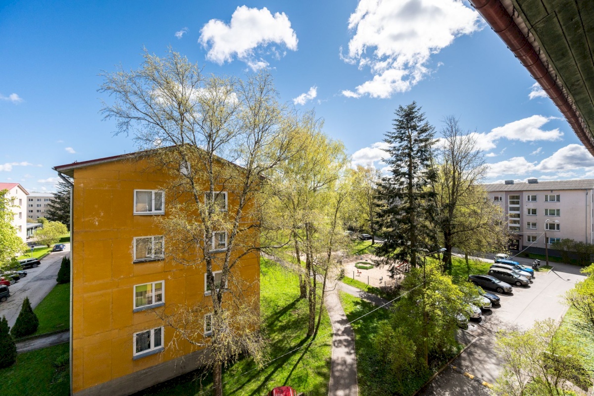 Tallinn, Mustamäe linnaosa, Akadeemia tee 56