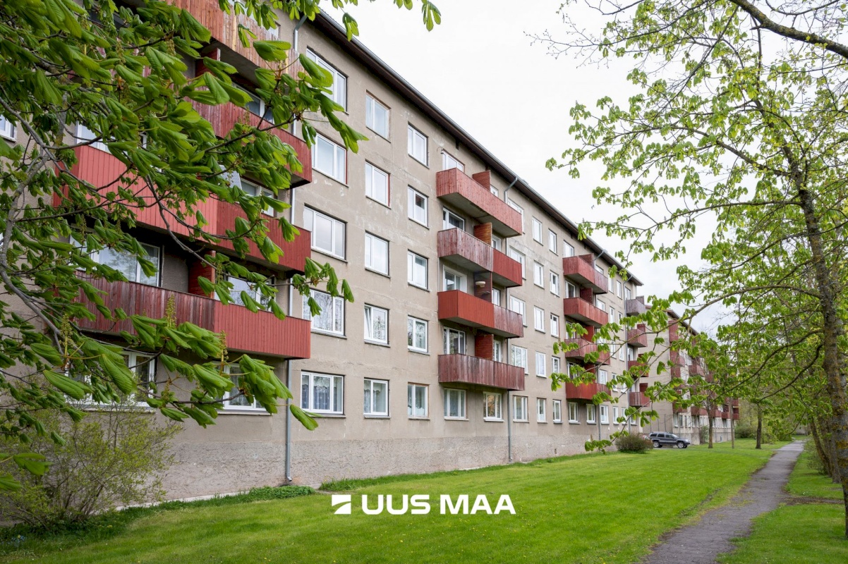 Saaremaa vald, Kuressaare linn, J.Smuuli 5