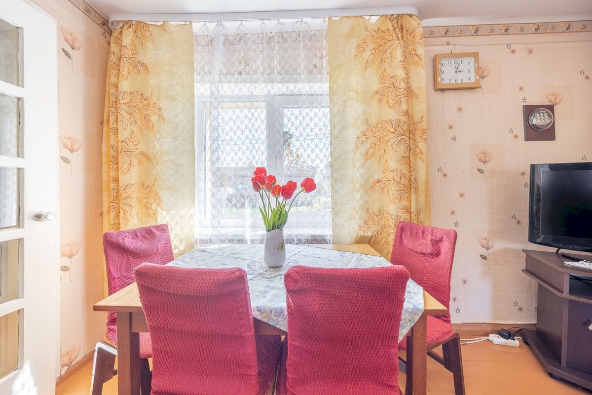 Peipsiääre vald, Kallaste linn, Rahu