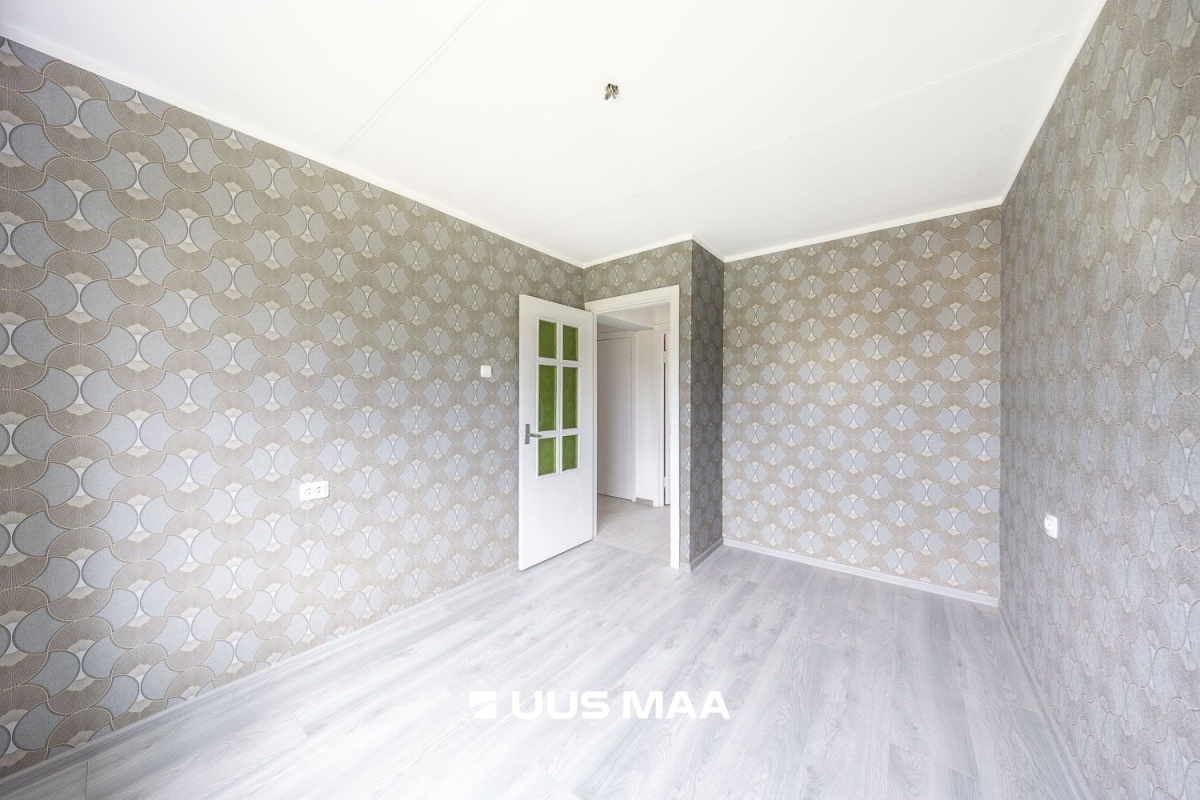 Põlva vald, Himmaste küla, Keskuse tee 15