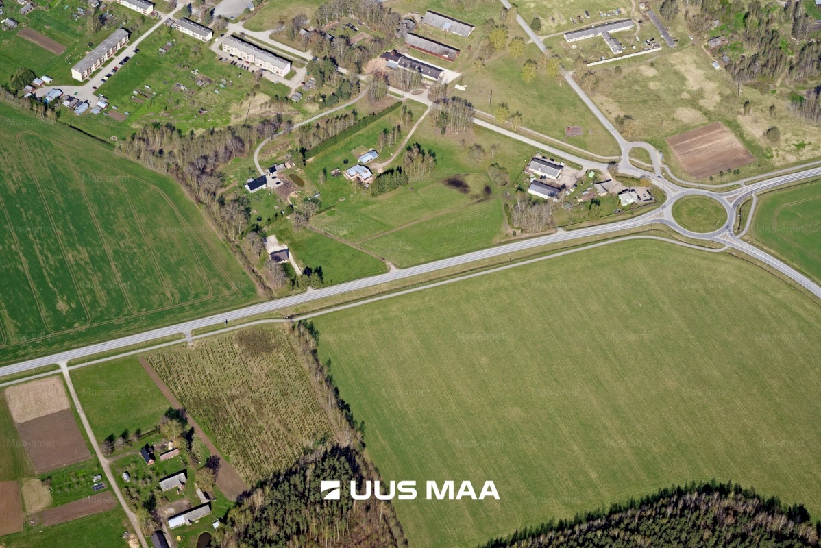 Põlva vald, Himmaste küla, Keskuse tee 15