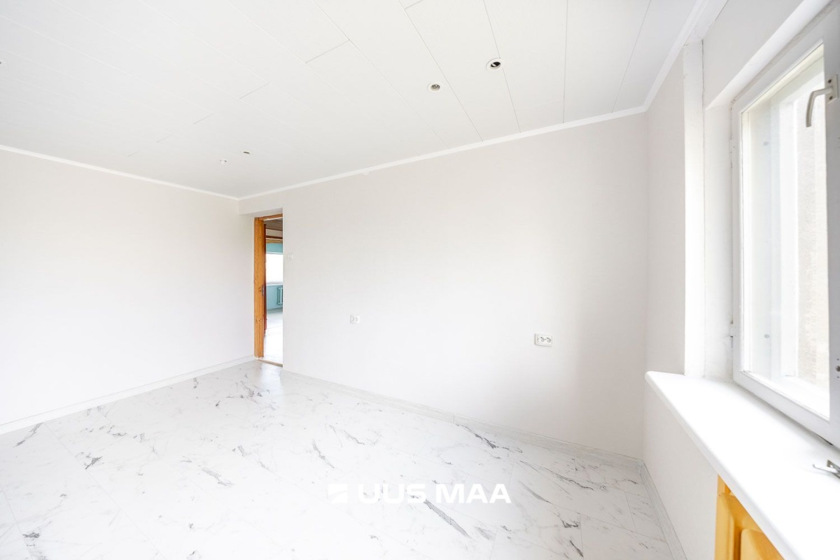 Põlva vald, Himmaste küla, Keskuse tee 15