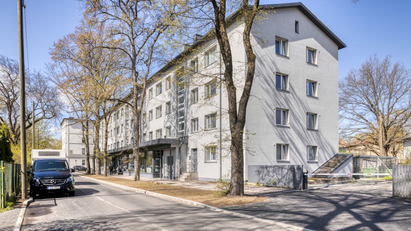 Tallinn, Nõmme linnaosa, Raudtee 52