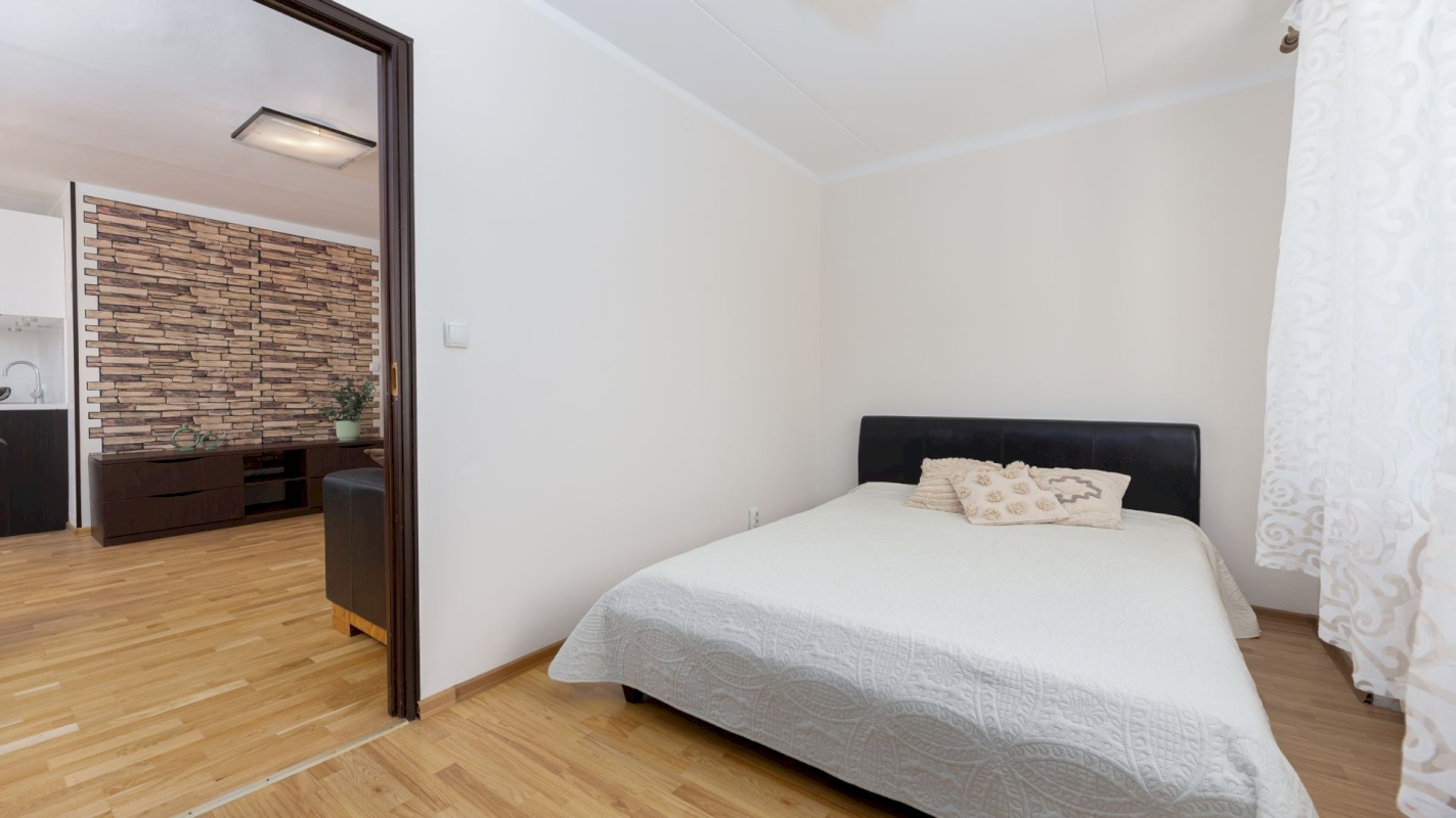 Tallinn, Nõmme linnaosa, Raudtee 52