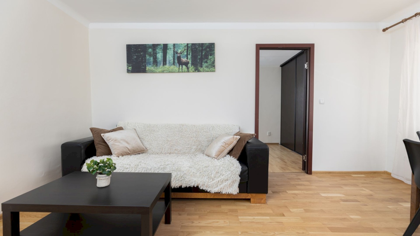 Tallinn, Nõmme linnaosa, Raudtee 52