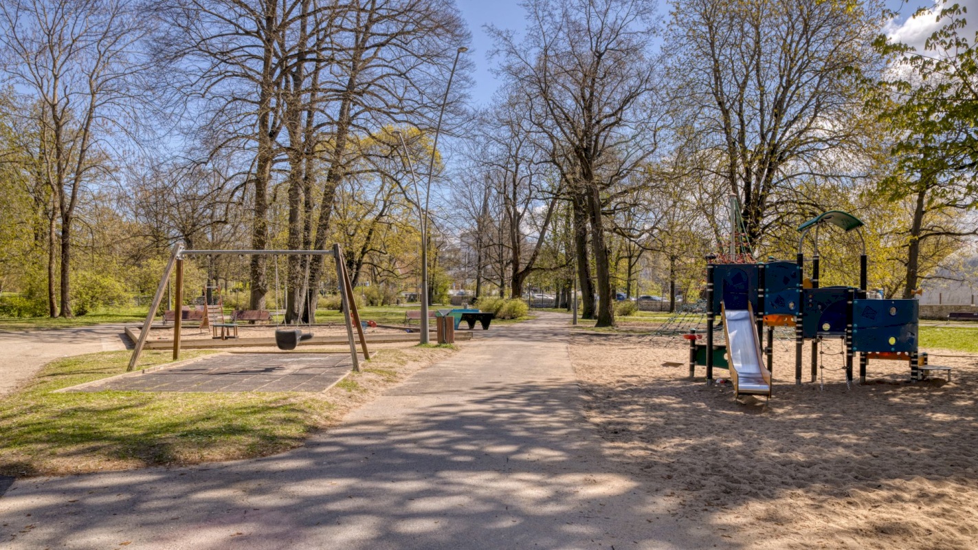 Tallinn, Kesklinna linnaosa, A.Adamsoni 4