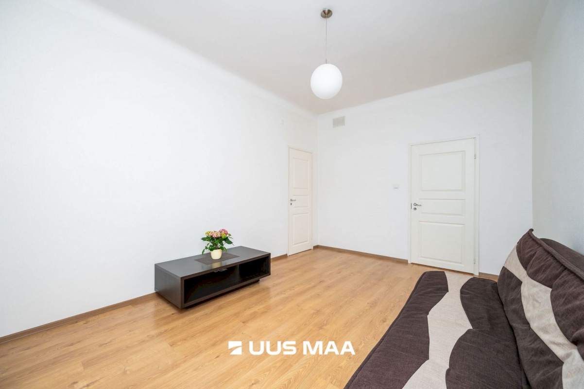 Keila linn, Paldiski maantee 4