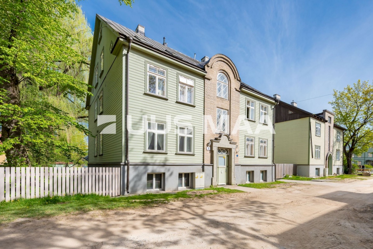 Tallinn, Kesklinna linnaosa, Uus Maailm, Saturni 6