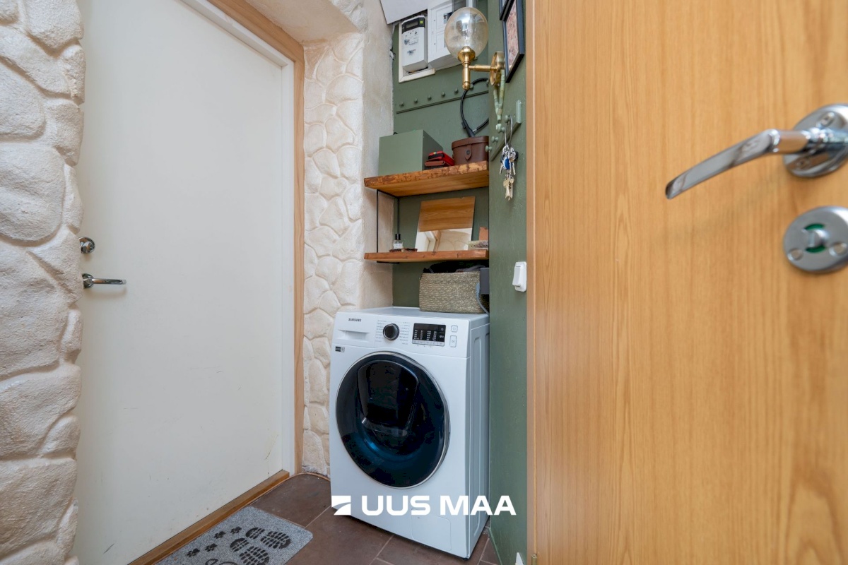 Tallinn, Kesklinna linnaosa, Uus Maailm, Saturni 6