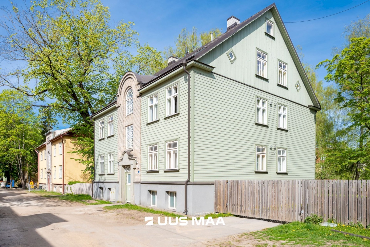 Tallinn, Kesklinna linnaosa, Uus Maailm, Saturni 6