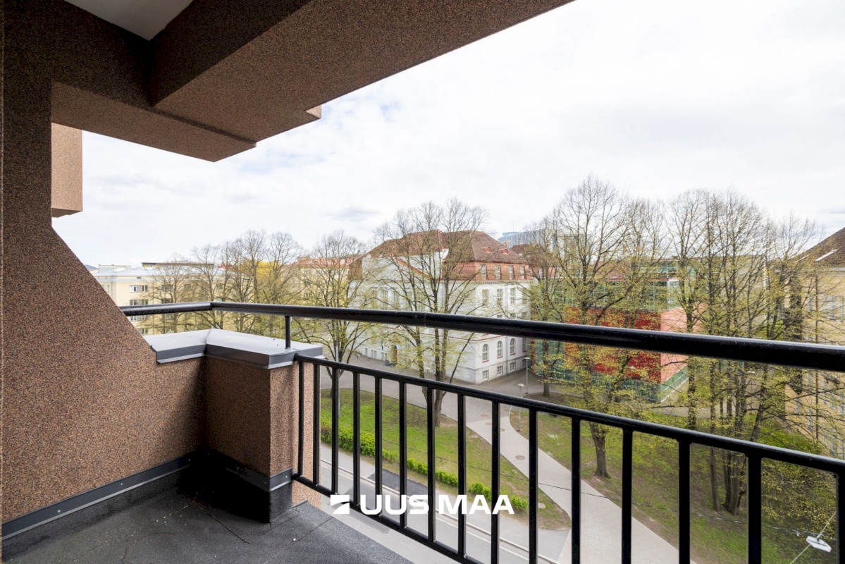 Tallinn, Kesklinna linnaosa, Raua, Pronksi 7