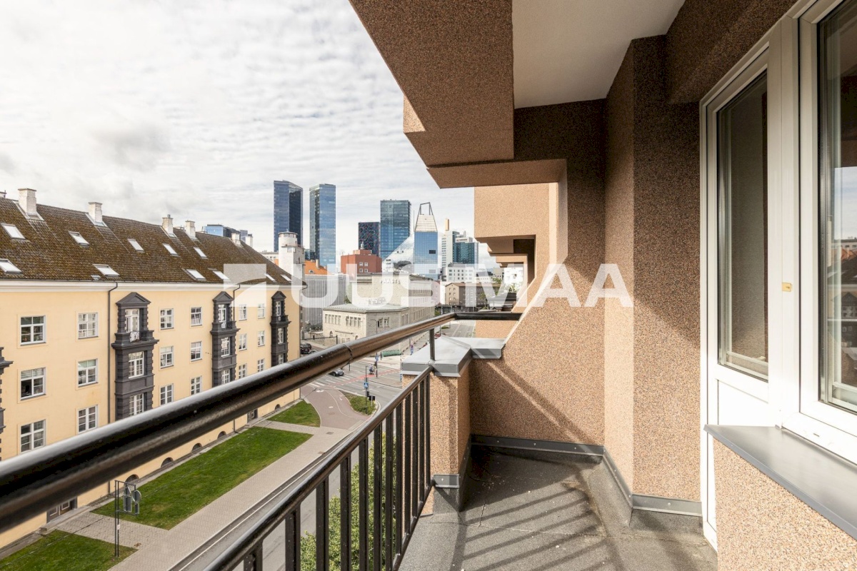 Tallinn, Kesklinna linnaosa, Raua, Pronksi 7