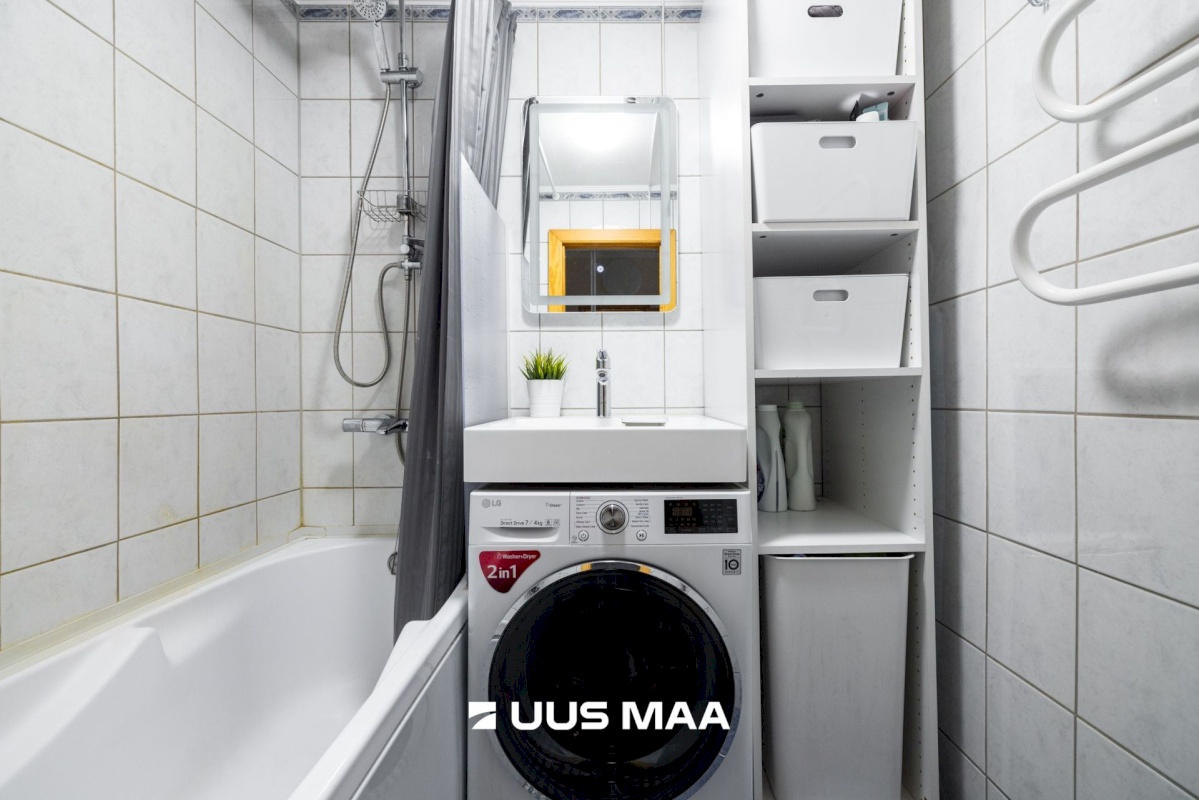 Tallinn, Kesklinna linnaosa, Raua, Pronksi 7