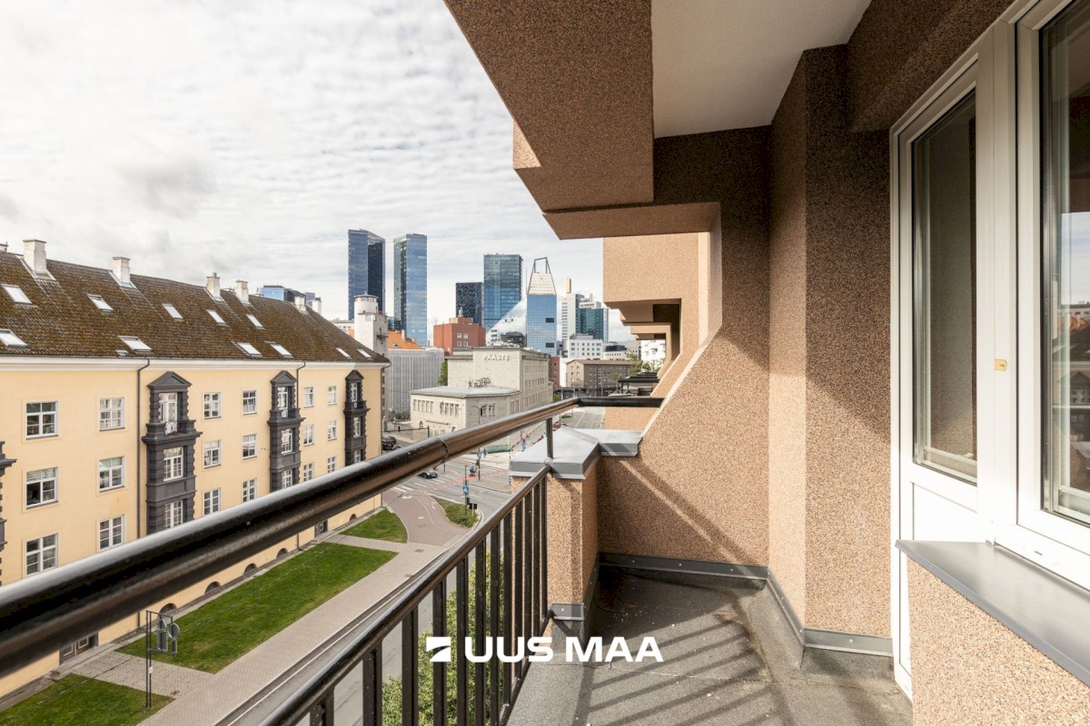 Tallinn, Kesklinna linnaosa, Raua, Pronksi 7