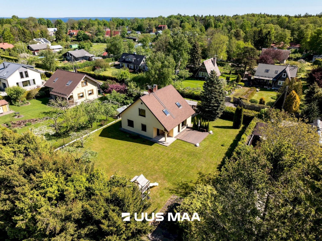 Harku vald, Muraste küla, Tuuleroosi tee 3