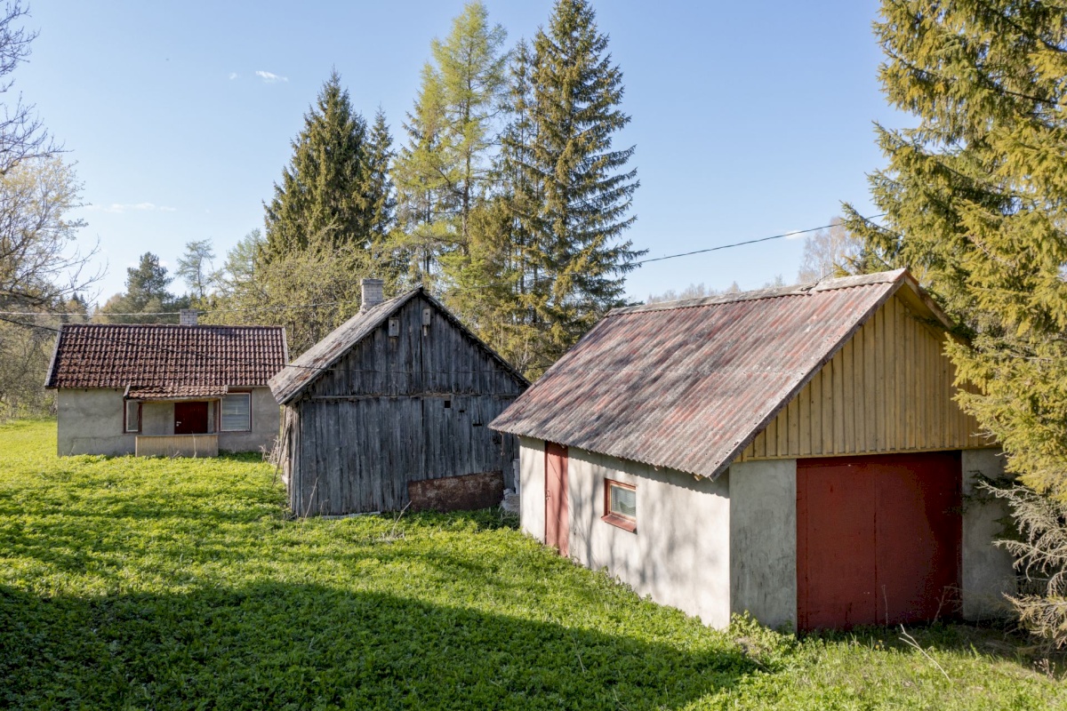 Järva vald, Esna küla, Roheline 3