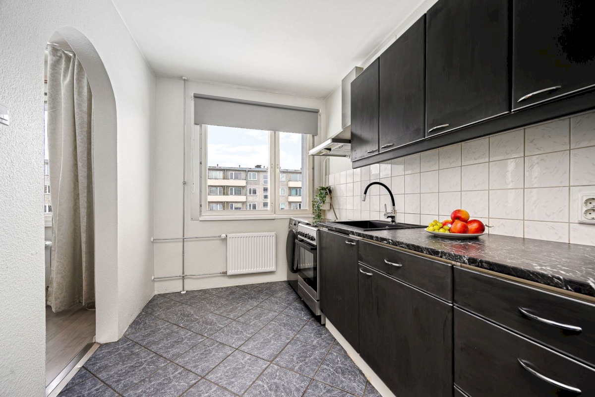 Tallinn, Mustamäe linnaosa, Sõpruse pst 235