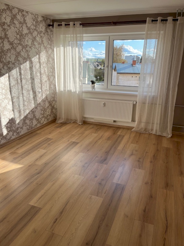 Rakvere linn, Võidu 84
