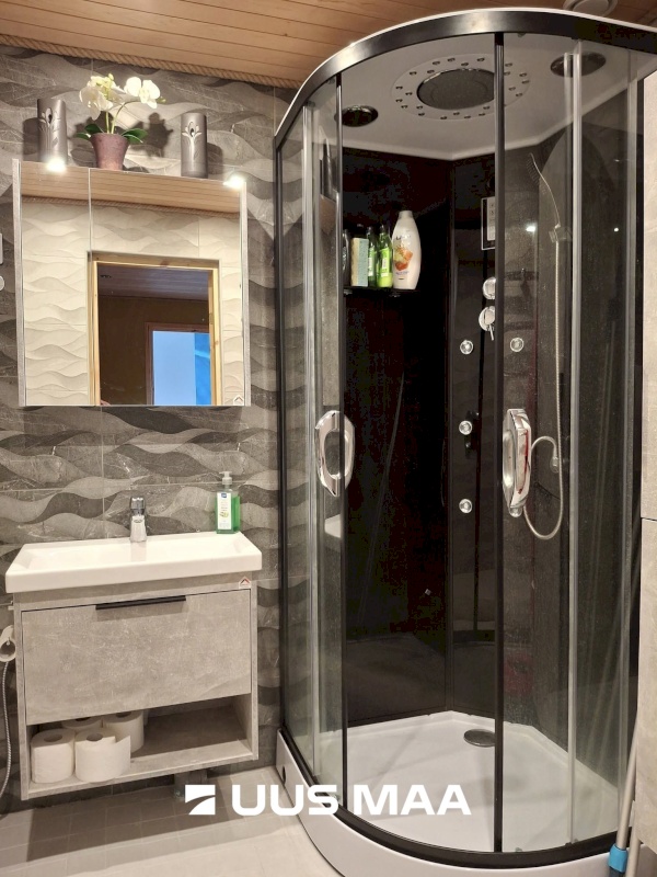 Väike-Maarja vald, Rakke alevik, Tähe 2