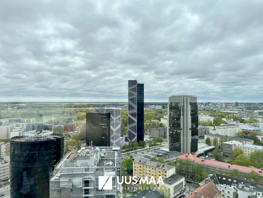 Tallinn, Kesklinna linnaosa, Maakri 30