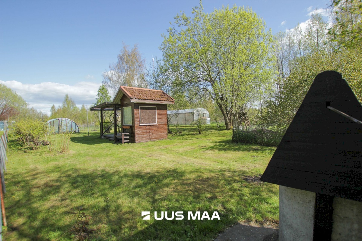 Pärnu linn, Seljametsa küla, Pustuski tee 12